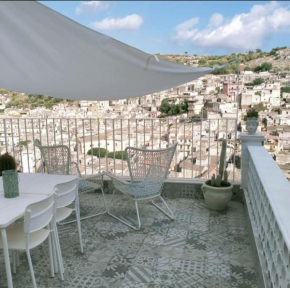 Отель Terrazza con vista 'casa Ziicedda', Модика